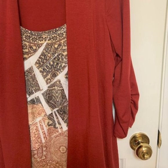 AB Studio 2 Piece Layered Top 3/4 Length Sleeves - Picture 4 of 6